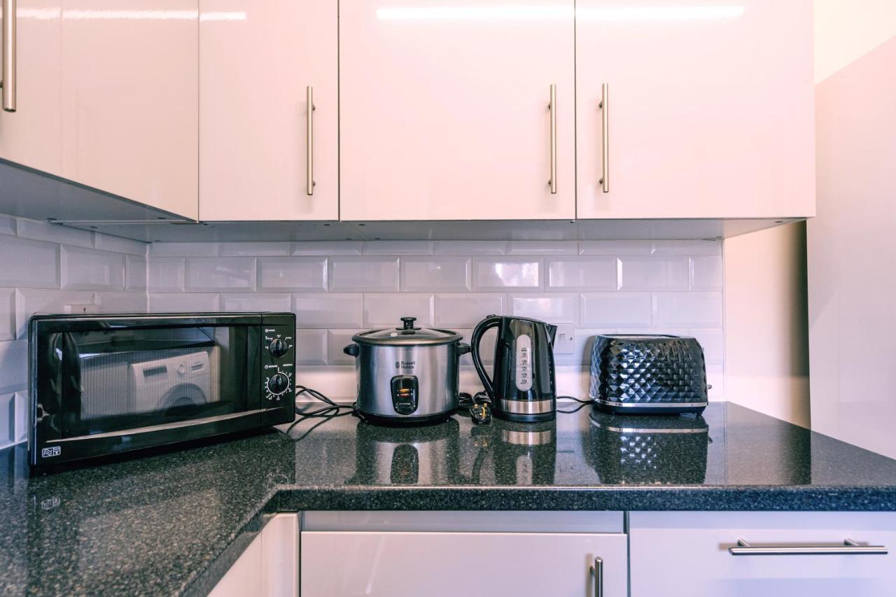 Modern 2 Bed House- Free Parking And Close To The Centre Bristol Ngoại thất bức ảnh